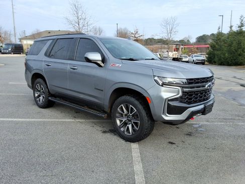 Used 2021 Chevrolet Tahoe Z71 image 3