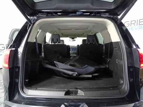 Used 2018 GMC Acadia Denali w/ Technology Package AWD/4WD image 17
