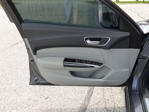 Used 2020 Acura TLX FWD image 18
