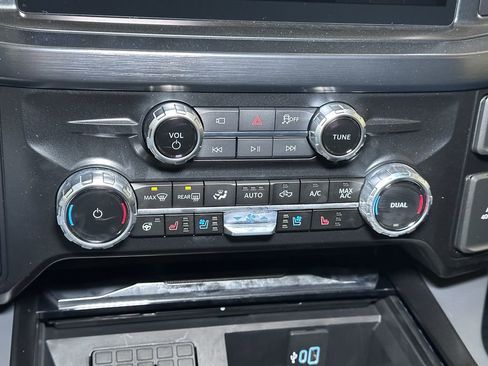 New 2026 Ford F250 Lariat image 28