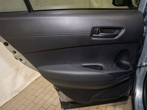 Used 2023 Toyota Corolla Cross LE image 8