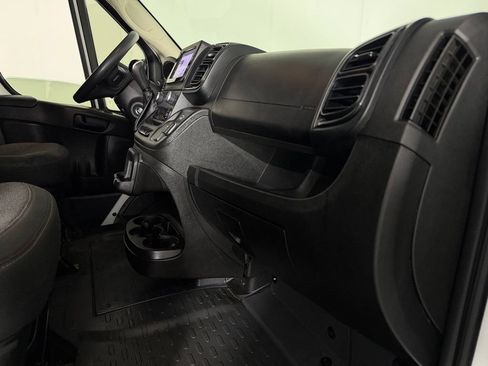 Used 2025 RAM ProMaster 2500 w/ Convenience Group FWD image 27
