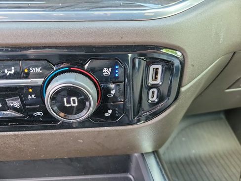 Used 2024 Chevrolet Silverado 1500 LTZ image 16