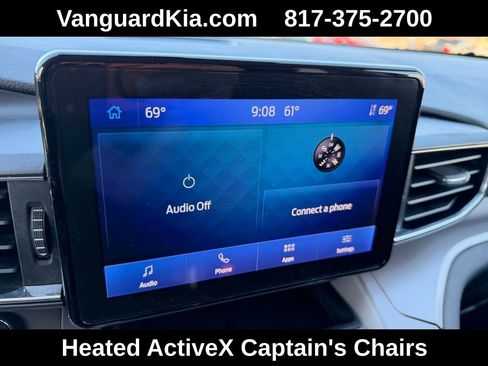 Used 2023 Ford Explorer XLT w/ Equipment Group 202A image 19