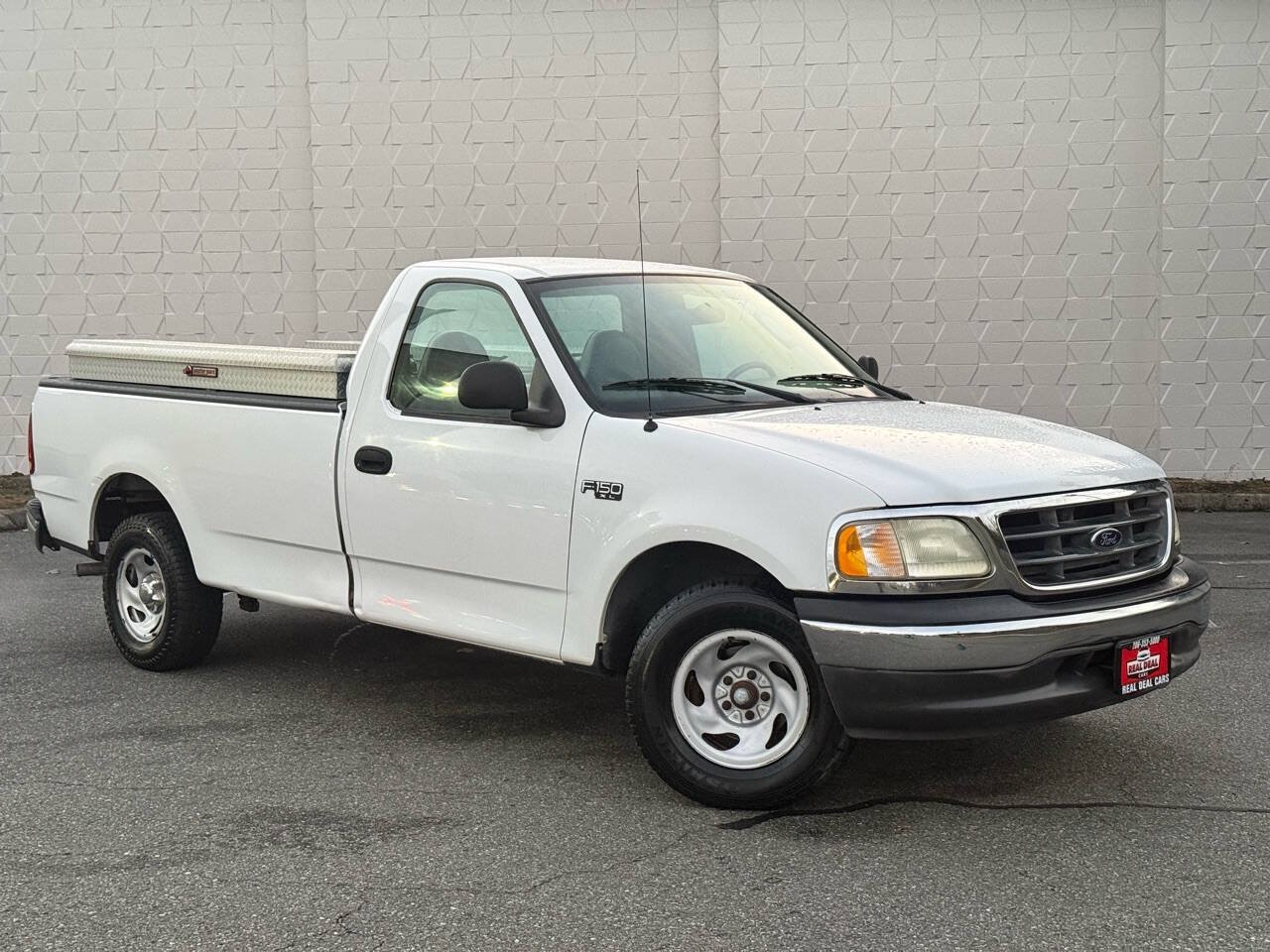 Used 2003 Ford F150 XLT RWD image 2