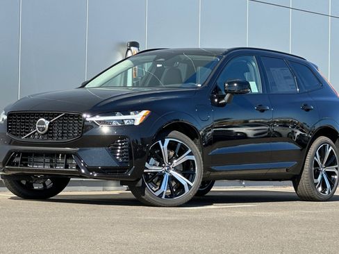 New 2025 Volvo XC60 T8 Ultra w/ Protection Package Premier image 1