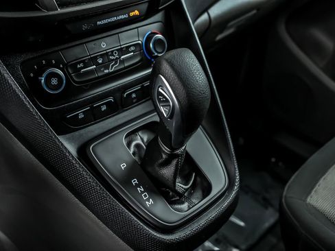 Used 2022 Ford Transit Connect XL FWD image 25
