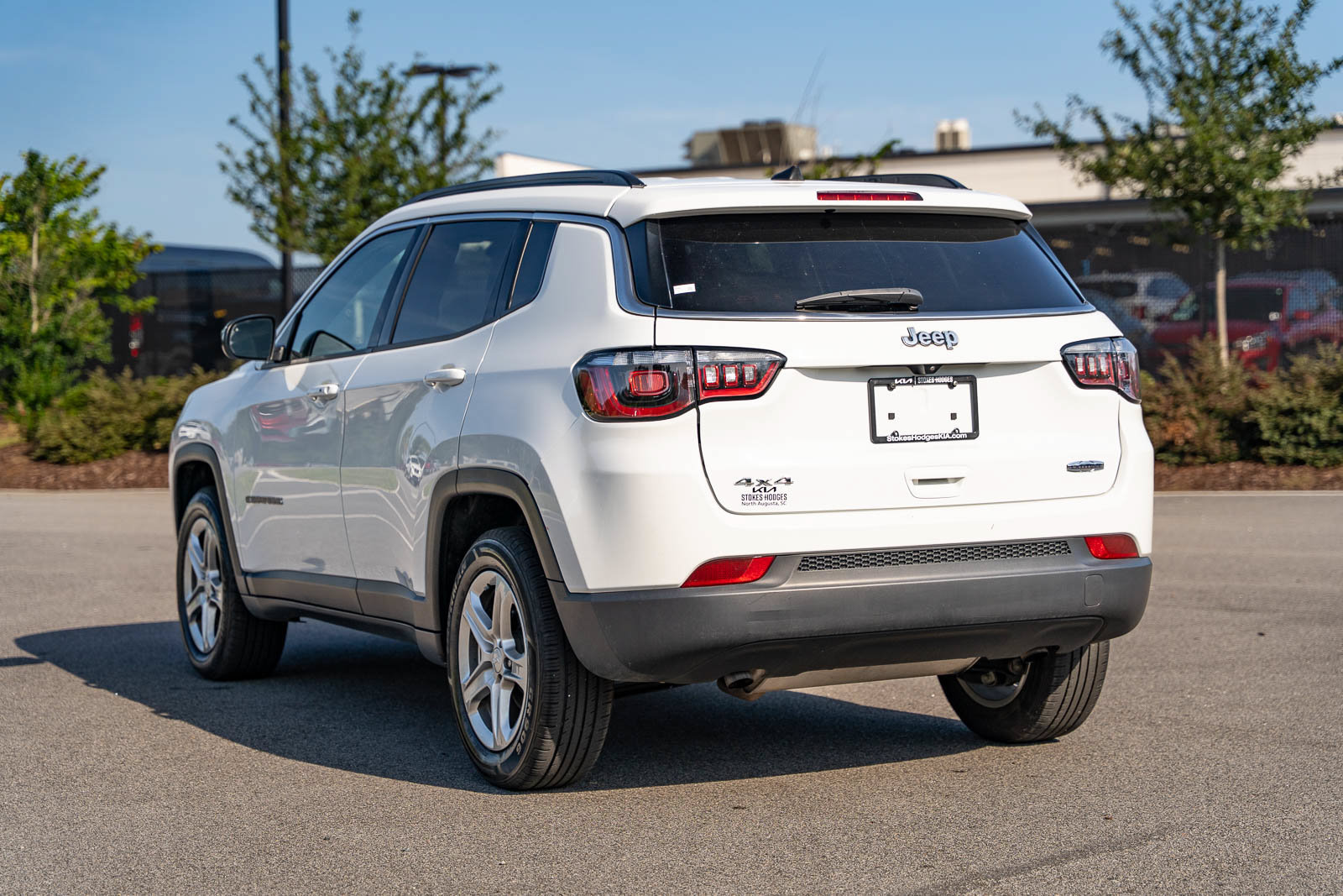 Used 2024 Jeep Compass Latitude AWD/4WD image 5