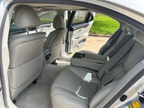 Used 2011 Lexus LS 460 L w/ Rear Seat Upgrade Pkg AWD/4WD image 12