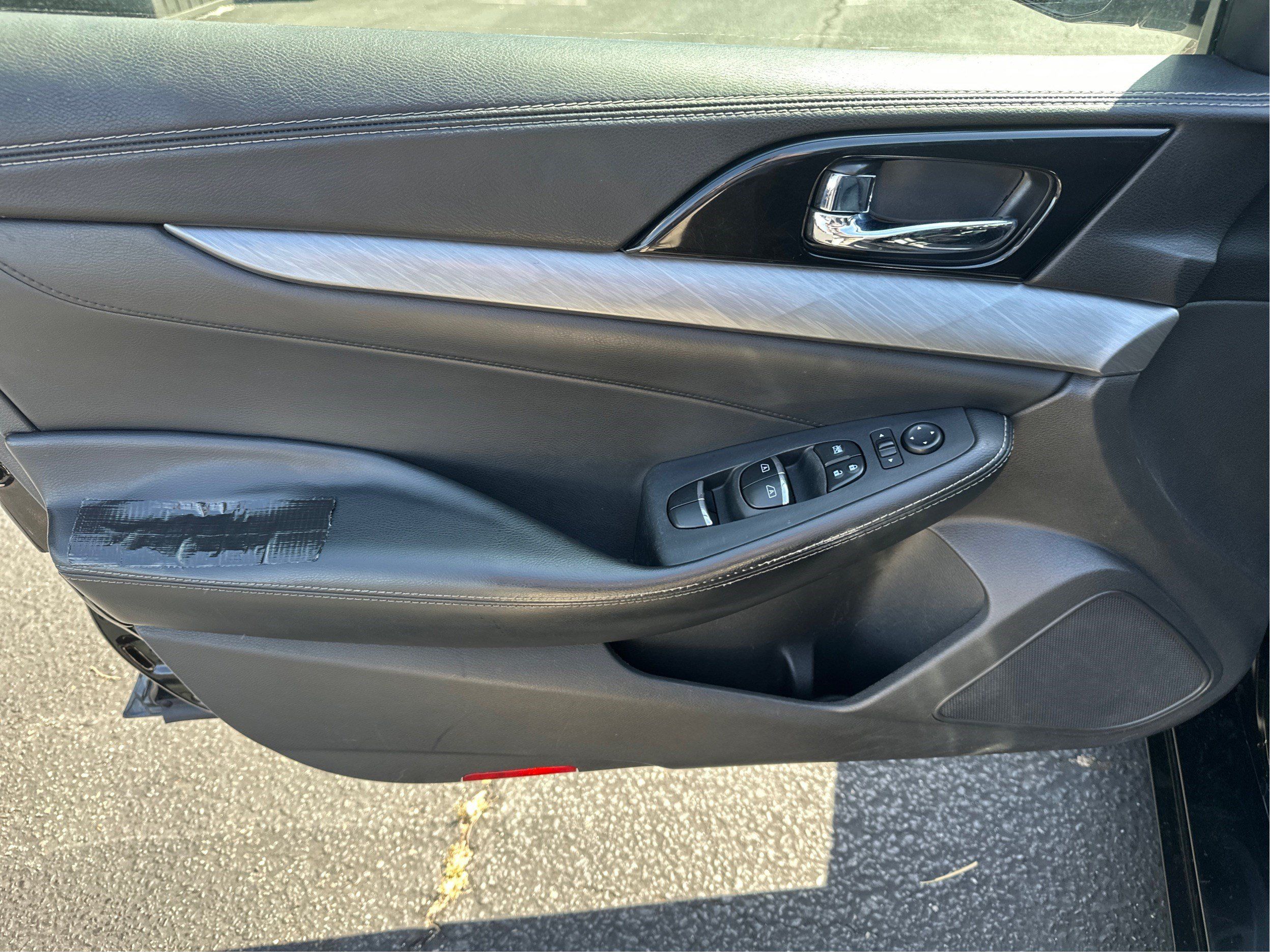 Used 2017 Nissan Maxima 3.5 SL FWD image 20