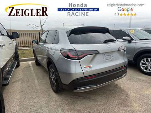 Used 2024 Honda HR-V EX-L image 2