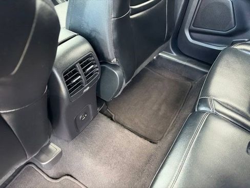 Used 2022 Ford Escape SEL AWD/4WD image 32