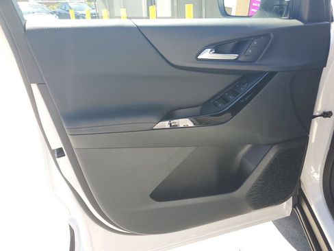 New 2026 Chevrolet Equinox LT image 18