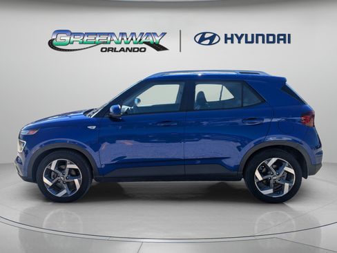 Used 2022 Hyundai Venue Limited FWD image 5