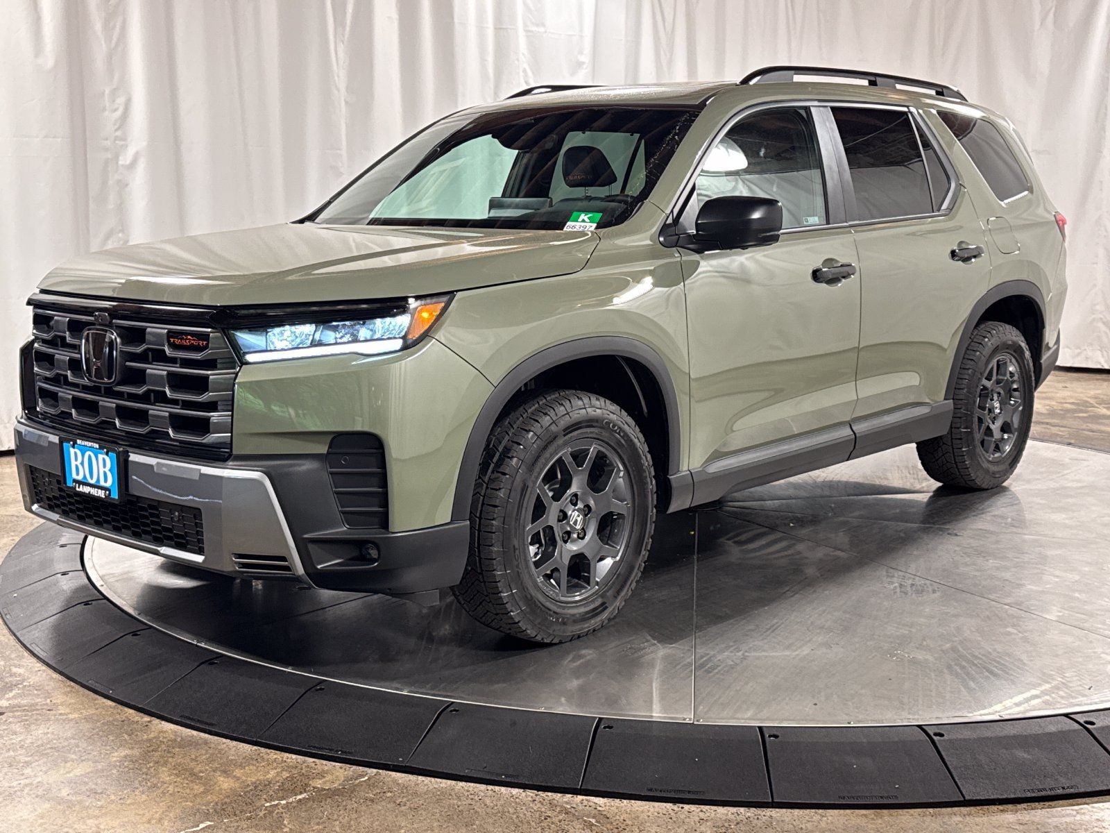 New 2026 Honda Pilot TrailSport image 1