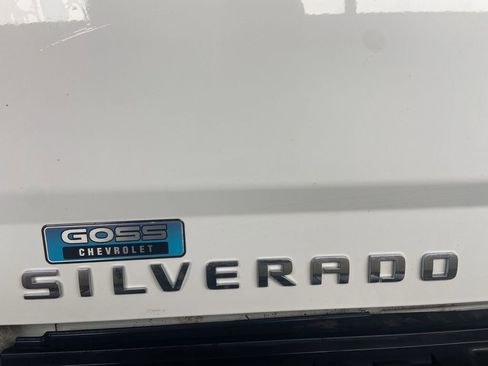 Certified 2018 Chevrolet Silverado 1500 LT w/ All Star Edition AWD/4WD image 9
