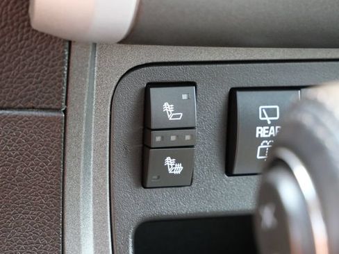Used 2012 Chevrolet Traverse LT AWD/4WD image 23