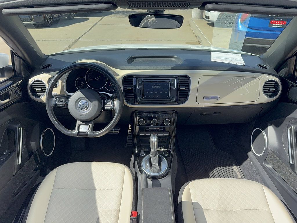 Used 2019 Volkswagen Beetle 2.0T SE FWD image 6