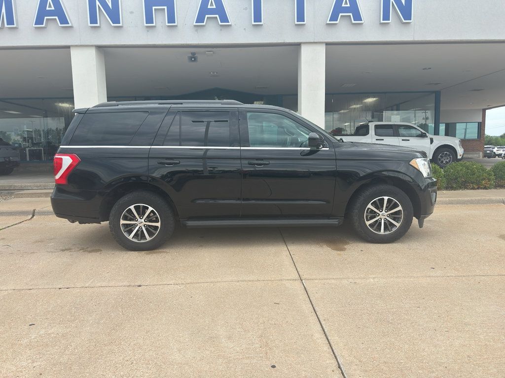 Used 2018 Ford Expedition XLT AWD/4WD image 14