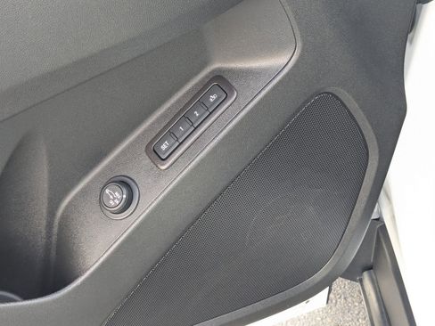 Used 2021 Chevrolet Equinox LT AWD/4WD image 15