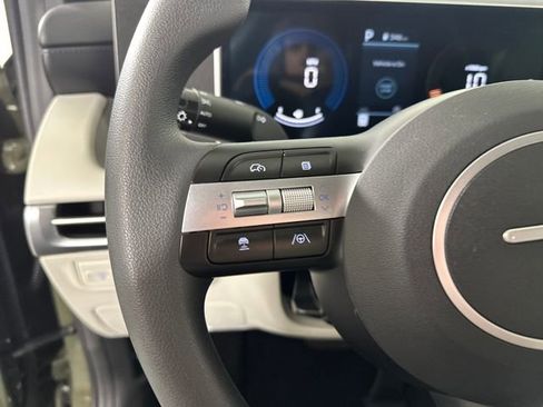 Certified 2025 Hyundai Tucson SEL image 32