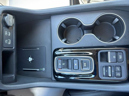 Used 2025 Honda Pilot EX-L image 20