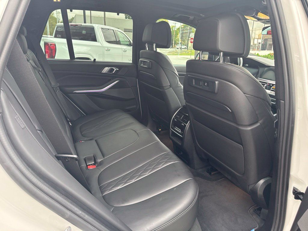 Used 2023 BMW X5 M50i w/ Executive Package AWD/4WD image 20