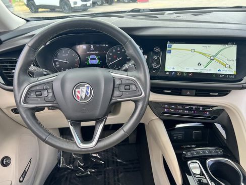 Used 2023 Buick Envision Avenir AWD/4WD image 9