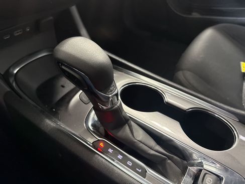 Used 2025 Chevrolet Malibu LT image 27