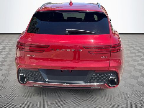Used 2025 Genesis GV70 2.5T AWD/4WD image 7
