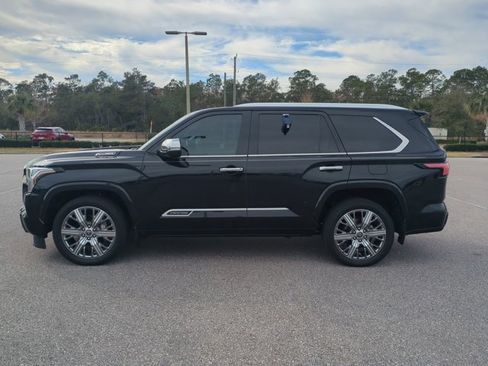 Used 2024 Toyota Sequoia Capstone image 8