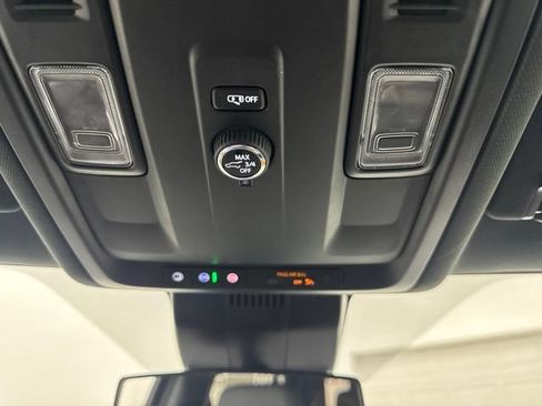 Used 2025 Chevrolet Tahoe LT AWD/4WD image 21