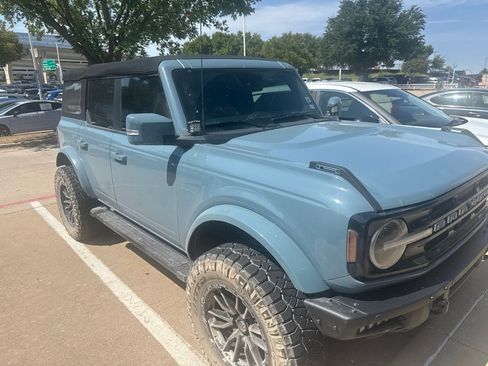 Used 2022 Ford Bronco Outer Banks AWD/4WD image 1