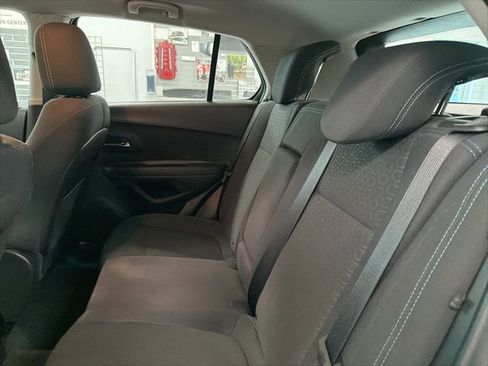 Used 2016 Chevrolet Trax LS w/ LPO, Cargo Package FWD image 21