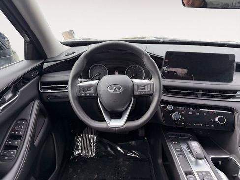 Used 2025 INFINITI QX60 Pure image 18