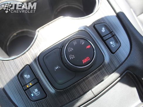 Used 2023 GMC Acadia SLT w/ Preferred Package AWD/4WD image 19