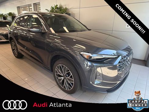 Used 2025 Audi Q5 Premium Plus w/ Premium Plus image 1