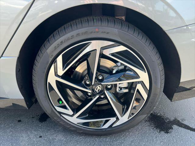 New 2026 Hyundai Sonata SEL AWD/4WD image 51