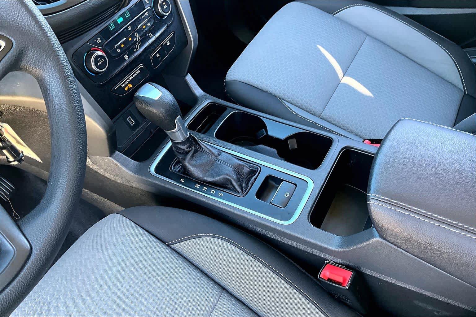 Used 2017 Ford Escape SE FWD image 17