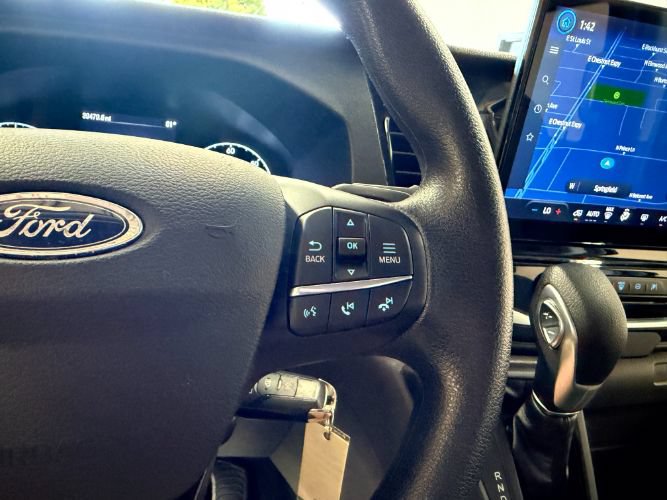 Used 2025 Ford Transit 350 XLT RWD image 22