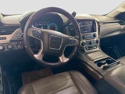 Used 2018 GMC Yukon XL Denali w/ Open Road Package AWD/4WD image 25