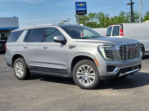Used 2025 GMC Yukon Denali AWD/4WD image 31