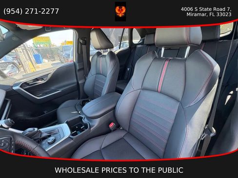 Used 2024 Toyota RAV4 XSE w/ Premium Package image 17