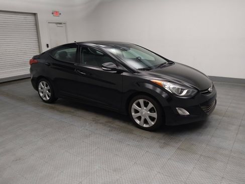 Used 2013 Hyundai Elantra Limited image 11