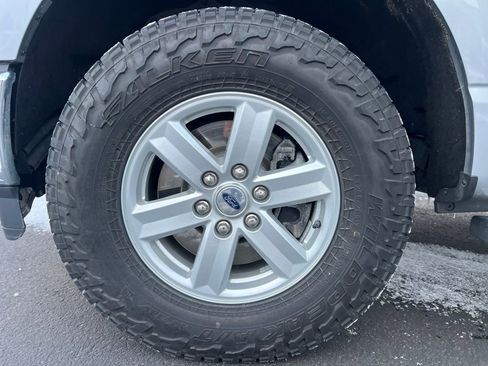 Used 2021 Ford F150 XLT image 29