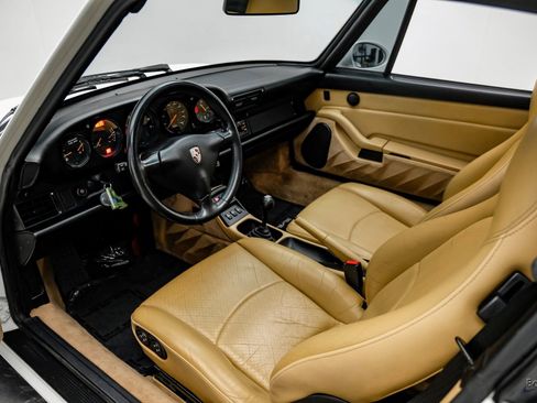 Used 1996 Porsche 911 GT3 RS image 45