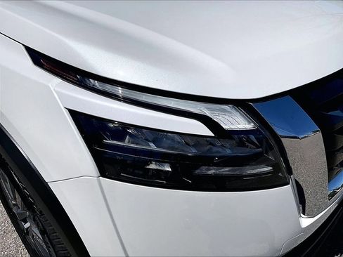 Certified 2023 Nissan Pathfinder SV AWD/4WD image 32