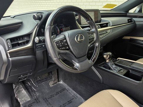 Used 2019 Lexus ES 350 w/ Premium Package FWD image 10