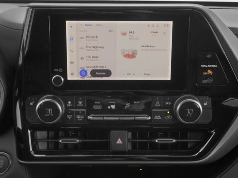 New 2026 Toyota Highlander XLE AWD/4WD image 7
