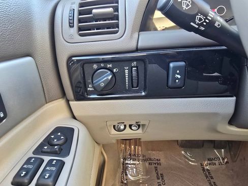 Used 2004 Lincoln LS RWD image 32